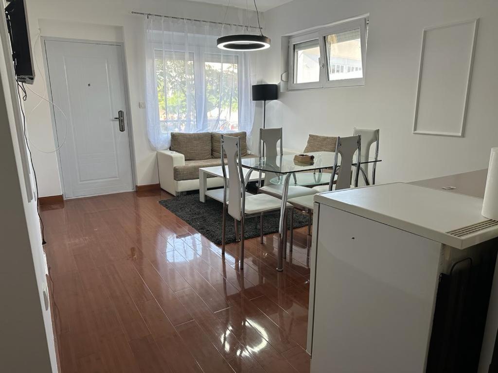 Apartman Aurora Veliko Gradiste Luaran gambar